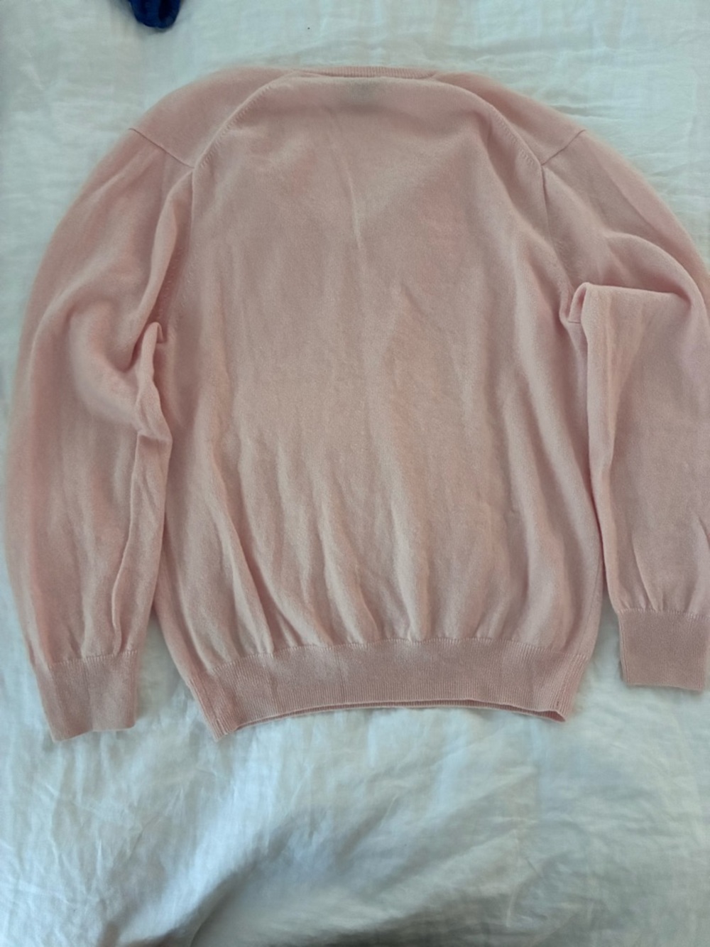 J. Crew Women's Italian cashmere V-Neck Sweater in Light Blush Pink - Picture 5 of 6